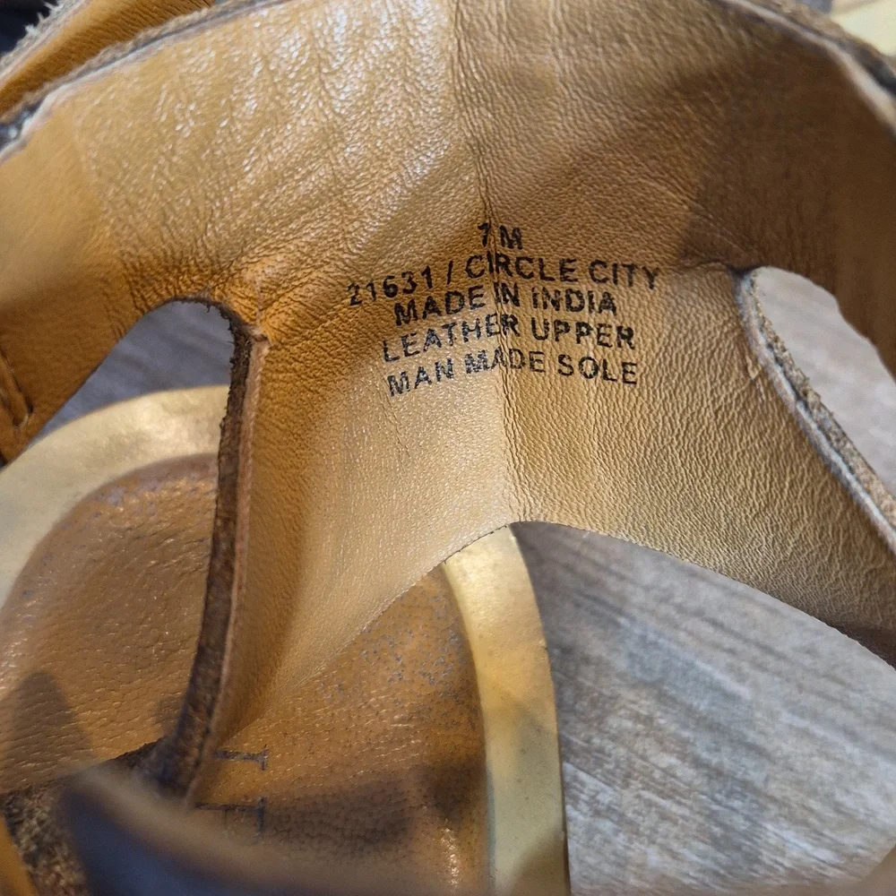 7/7.5 Diba True Genuine Leather Gladiator Sandals, Double Buckle Closure - Picture 8 of 13